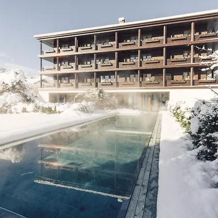 Hotel Posthotel Taube