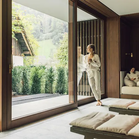 Posthotel Taube Hotel