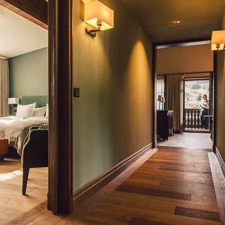 Hotel Posthotel Taube 4*