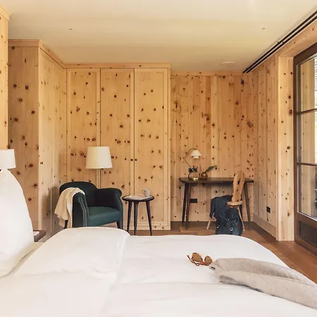 Hotel Posthotel Taube